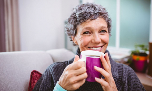 Beber mucho café disminuye el riesgo de alzhéimer